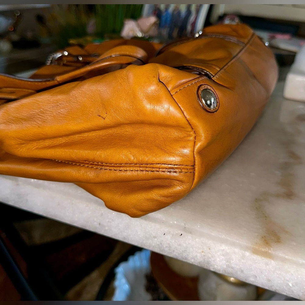 Coach Madison Leather Shoulder Bag Camel Tan Silver Hardware Satin Lining EUC - Picture 5 of 11